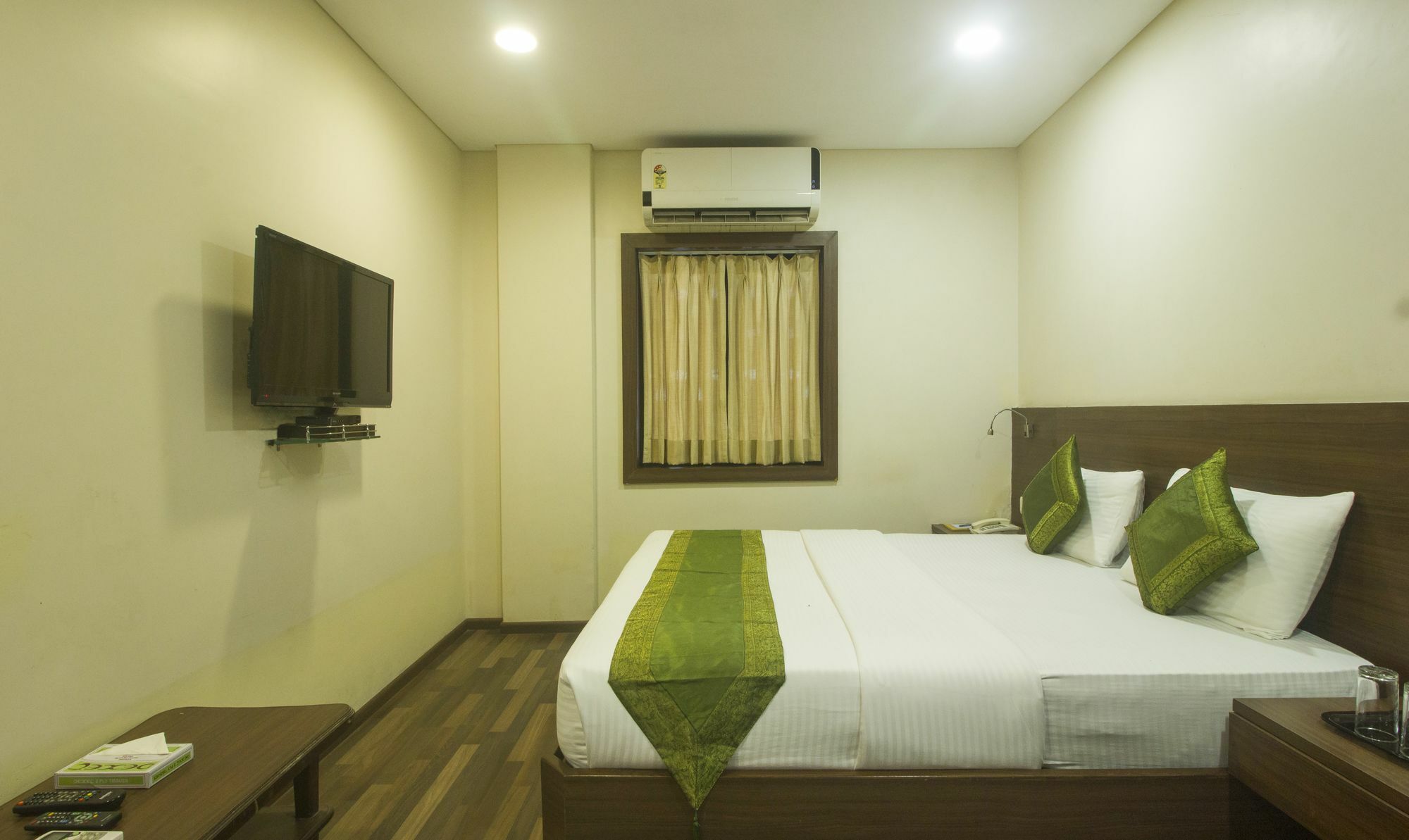 Hotel Treebo Trend Rosewood à Bombay Extérieur photo