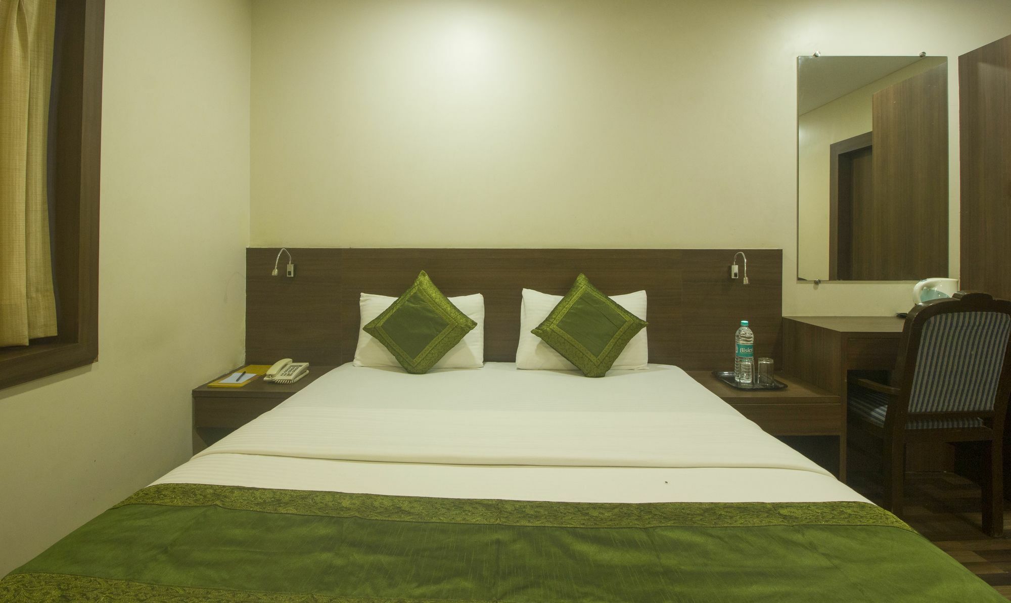 Hotel Treebo Trend Rosewood à Bombay Extérieur photo